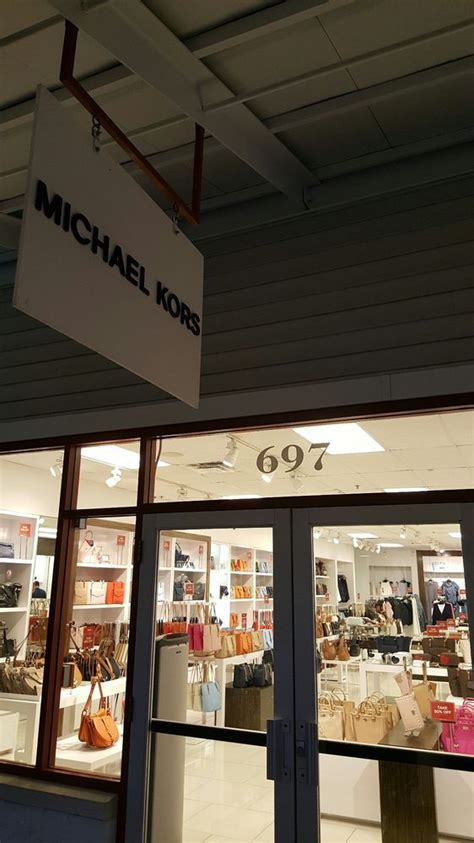 michael kors outlet leesburg|Michael Kors store leesburg va.